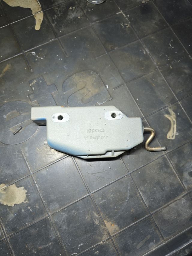 Motor cierre portón astra gsi