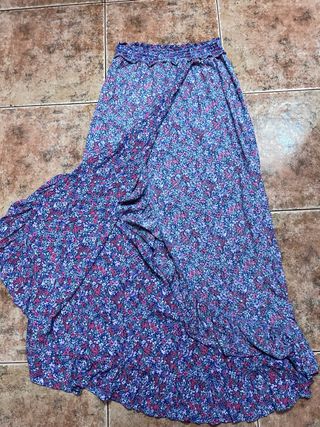 Falda larga