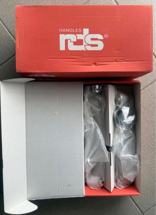 TIRADORES MARCA RDS