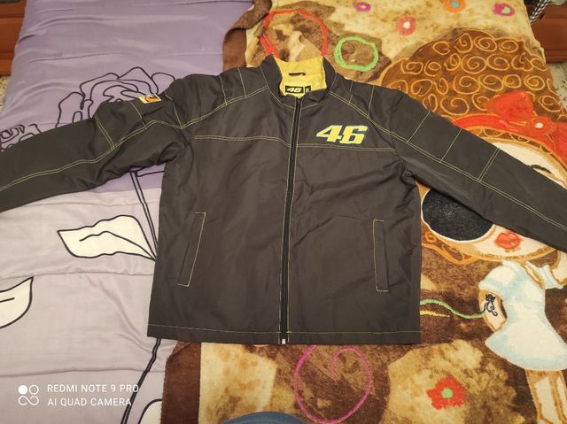 Firmada chaqueta valentino rosi firmada