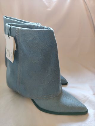Zara botines de tejidos cowboy 