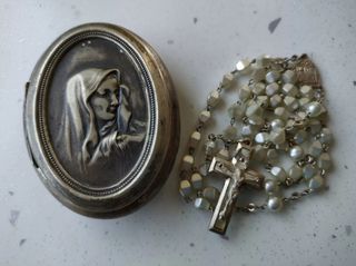 Rosario vintage e custodia in alpacca