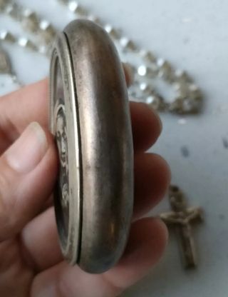 Rosario vintage e custodia in alpacca