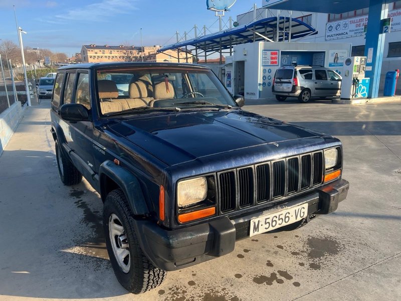 Jeep Cherokee XJ - foto 1