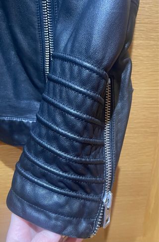 Cazadora de cuero Hugo Boss talla M