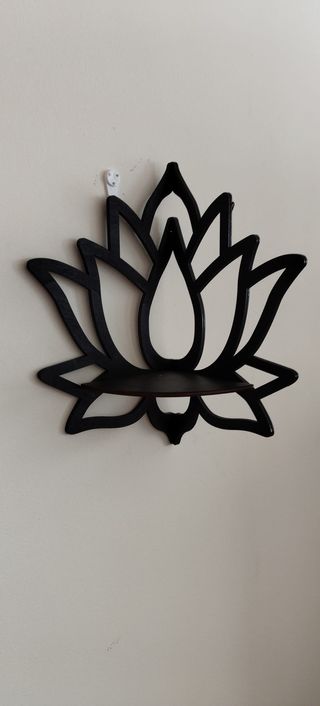 Estantería  de madera Flor de loto.
