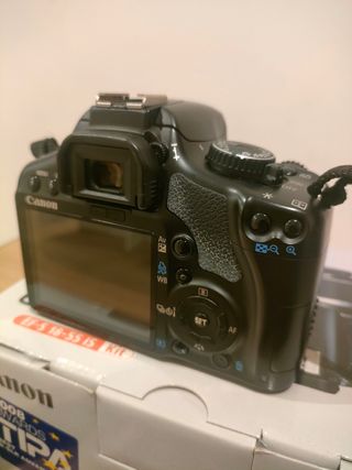 Cámara Reflex+Equipo fotográfico