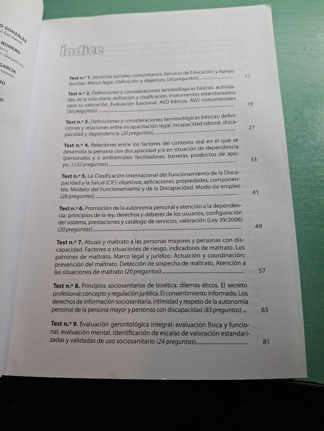 Cuerpo facultativo de grado medio de la Comunidad Autónoma de Galicia (subgrupo A2) especialidad enfermería. Test temario específico (Spanish Edition)