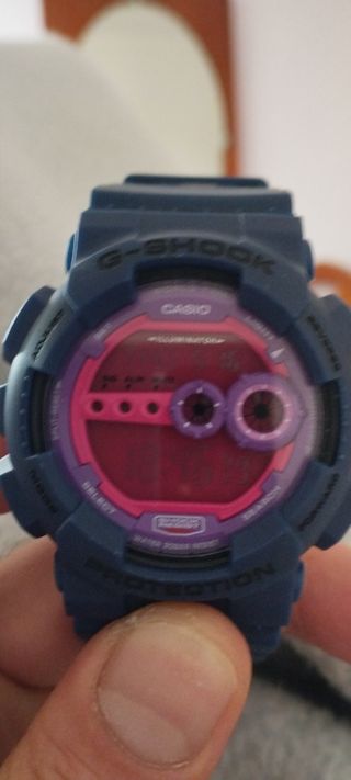 Casio G-SHOCK GD 100 morado 