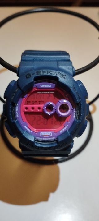 Casio G-SHOCK GD 100 morado 