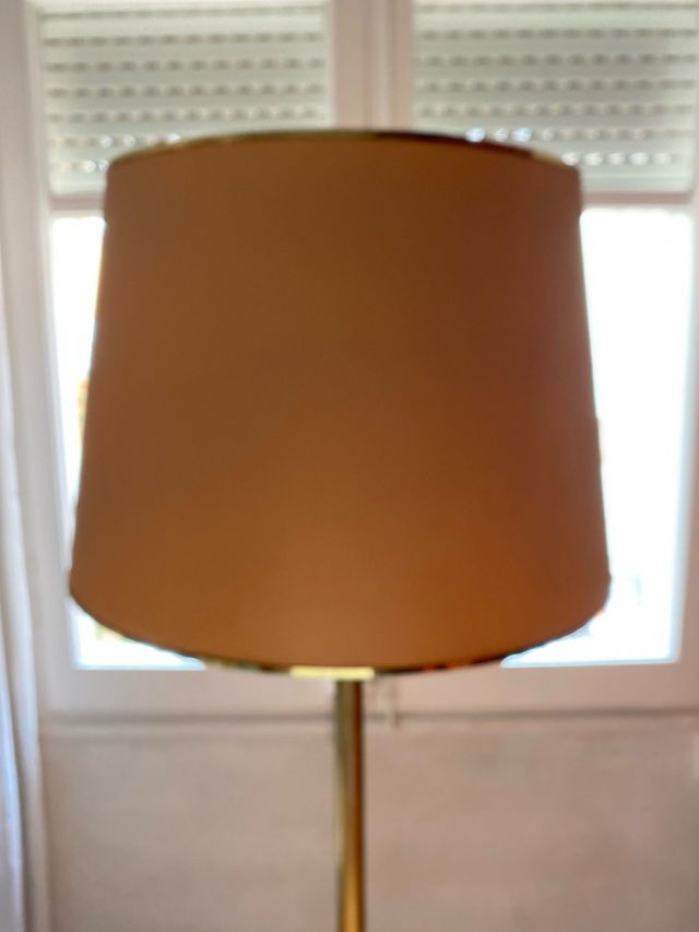 LAMPARA DE PIE ANTIGUA