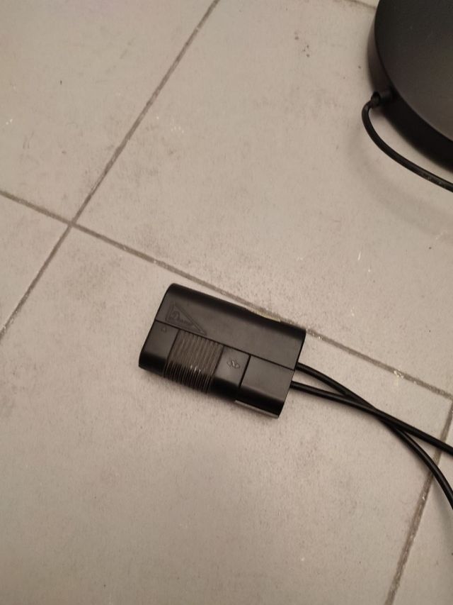 Lampara de pie halógeno negra