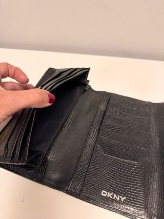 Monedero DKNY