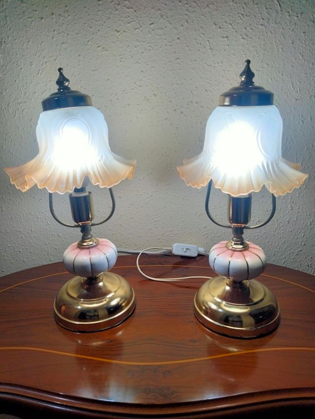 COPPIA DI LAMPADE VINTAGE IN PORCELLANA E BRONZO