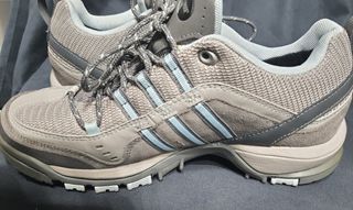 ZAPATILLAS ADIDAS WATERPROOF, NUEVAS 38