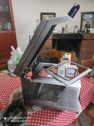 Maquina termoselladora envasado