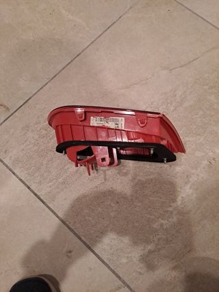 Faro trasero derecho  seat león