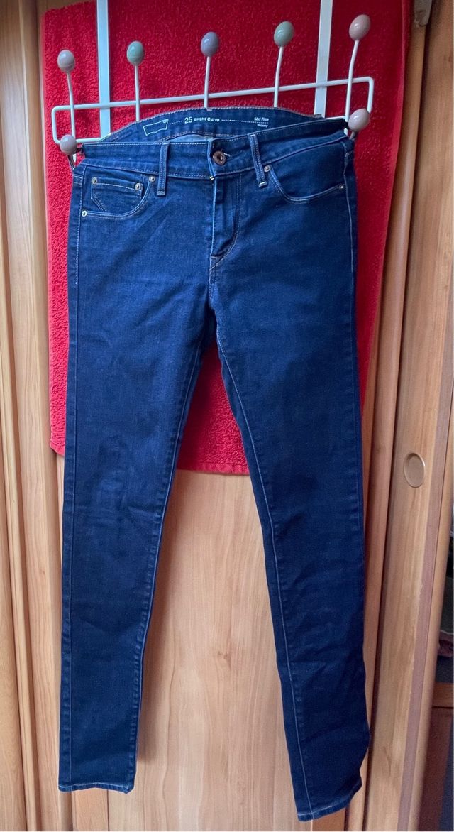 Pantalones vaqueros Levis