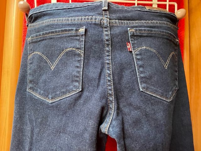 Pantalones vaqueros Levis