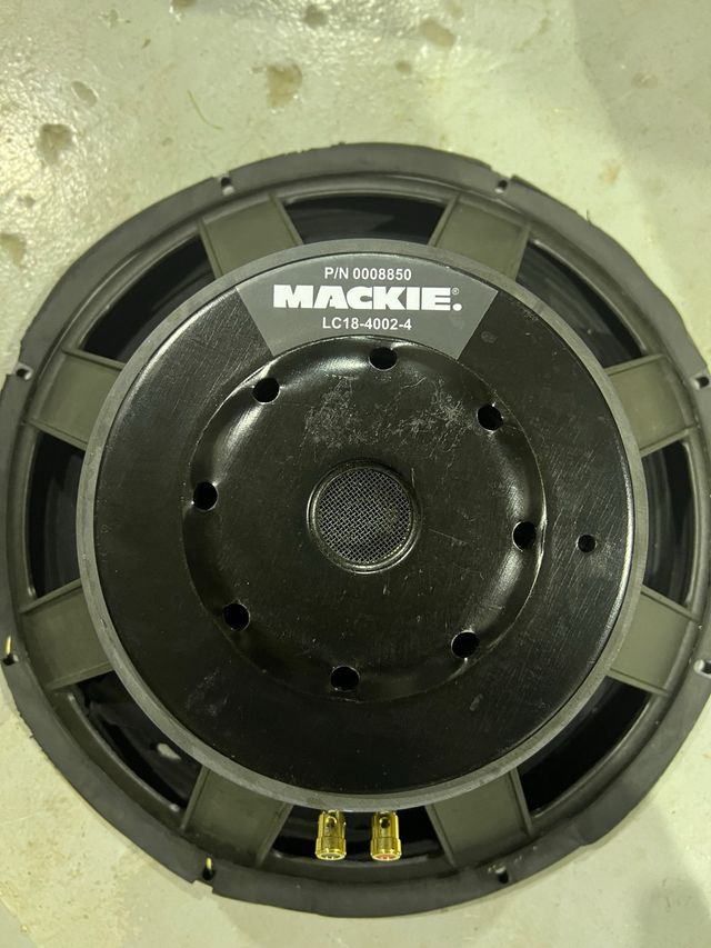 Mackie LC18 4002 4
