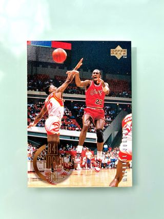 Carta NBA Michael Jordan ROOKIE 84-85 Upper Deck 
