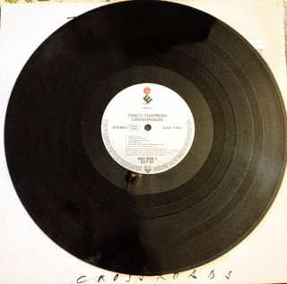 VINILO TRACY CHAPMAN CROSS ROAD