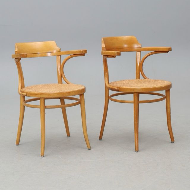 4 sillones Thonet 233 madera haya originales