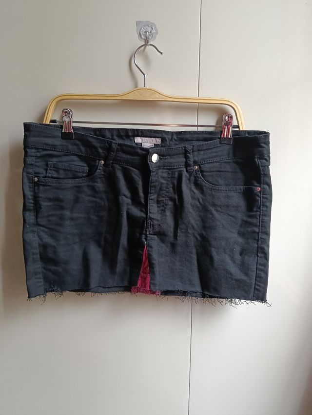 Falda corta