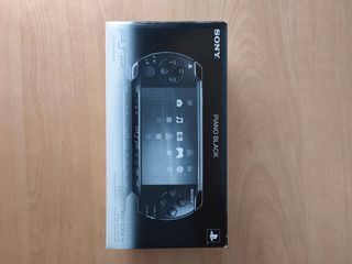 PSP Slim piano black
