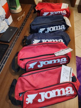 Astucci Joma