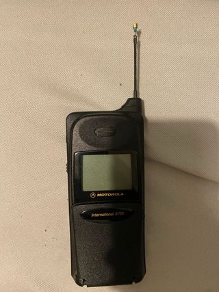 Motorola 8700