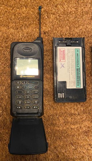 Motorola 8700
