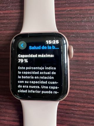 Apple watch SE. 