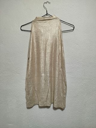 Top efecto metalizado Zara 