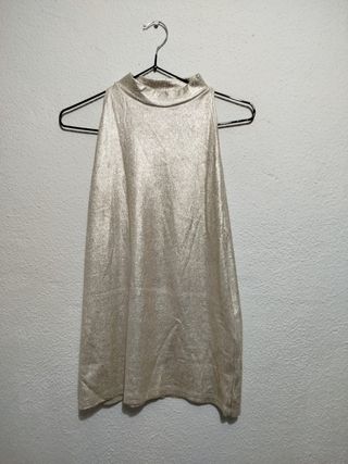 Top efecto metalizado Zara 