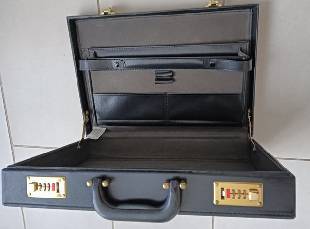 Valigetta 24 ore Renato Balestra nuova