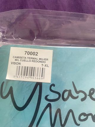 Camiseta talla XL de Ysabel Mora