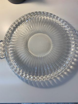 Plato cristal bombones turrones tarta canapés .