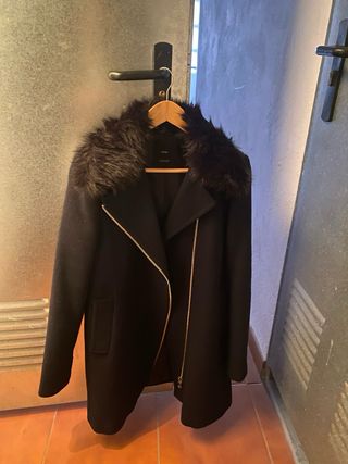 Abrigo azul marino de paño