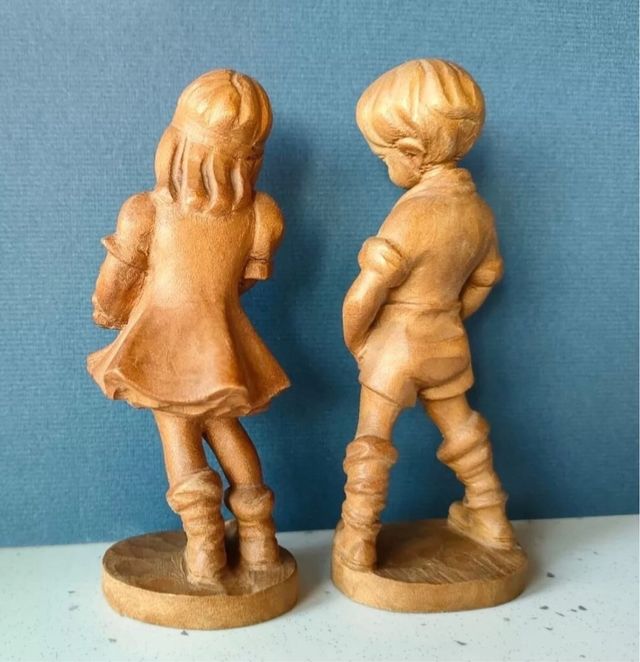 Sculture in legno intagliato vintage