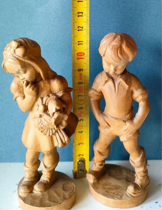 Sculture in legno intagliato vintage