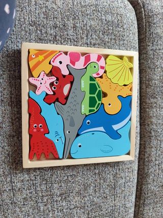 Puzzle infantil marino de madera