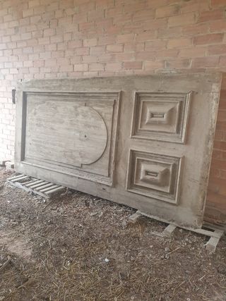 PUERTA MUY GRANDE MADERA RUSTICA PORTAL