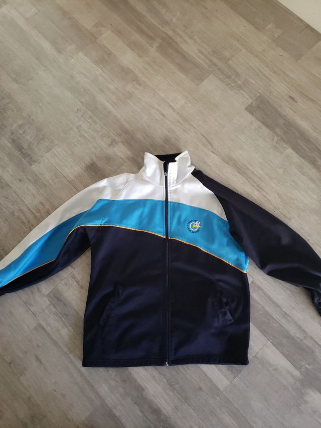 Chaqueta chandal colegio fuenlabrada 12