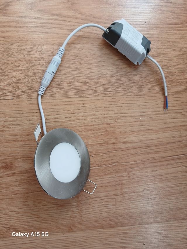 Ojos de buey, color platedo