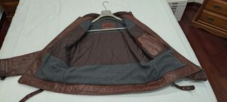 Cazadora de cuero Massimo Dutti