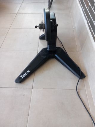 Rodillo de entrenamiento Tacx FLUX S Smart