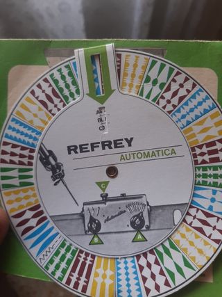 Maquina de coser refrey