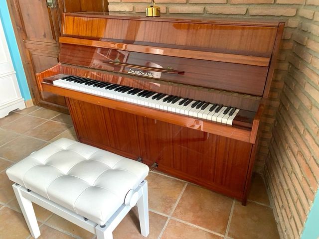 PIANO VERTICAL ZIMMERMANN