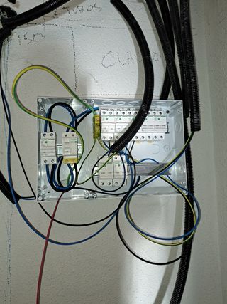 Tecnico Electricista  